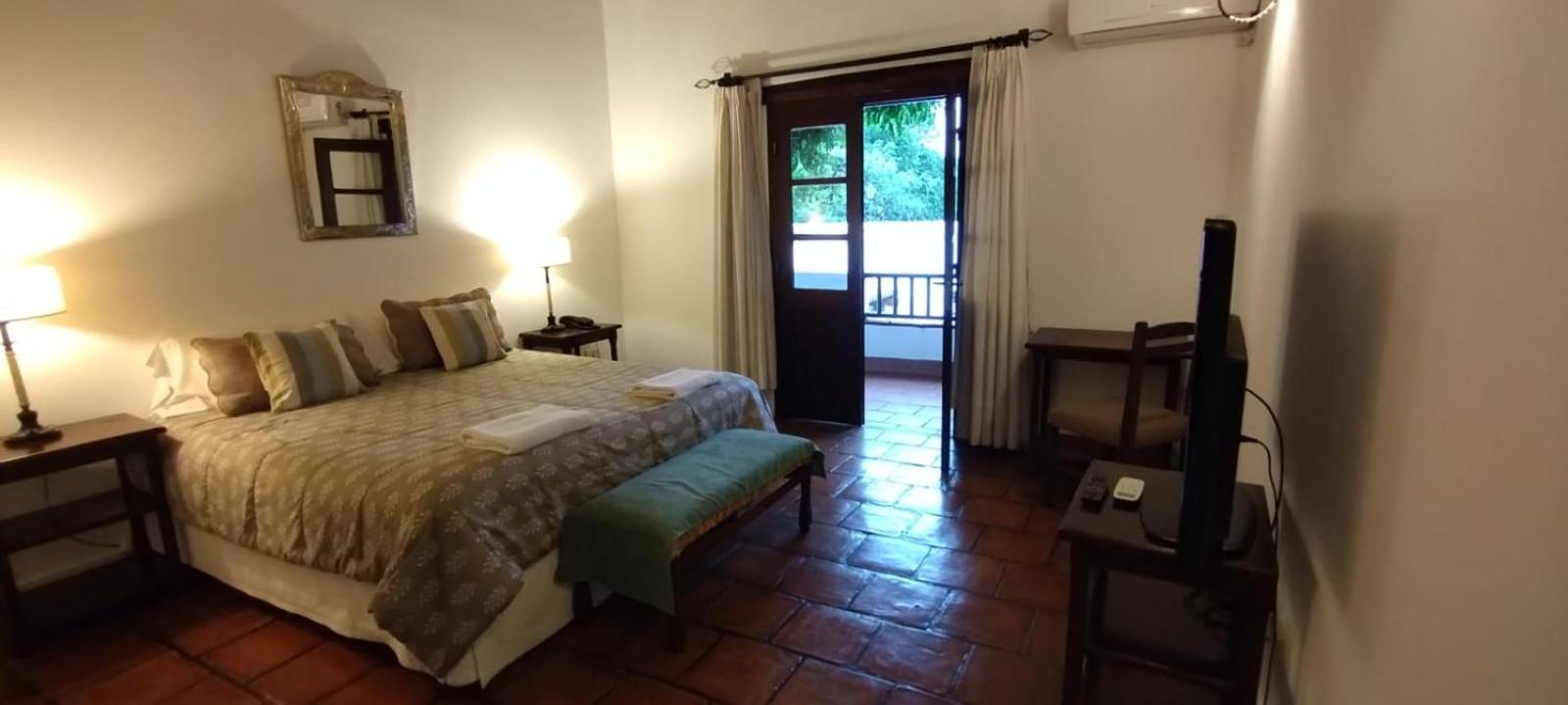 Las Moras Hotel San Lorenzo  Exterior photo