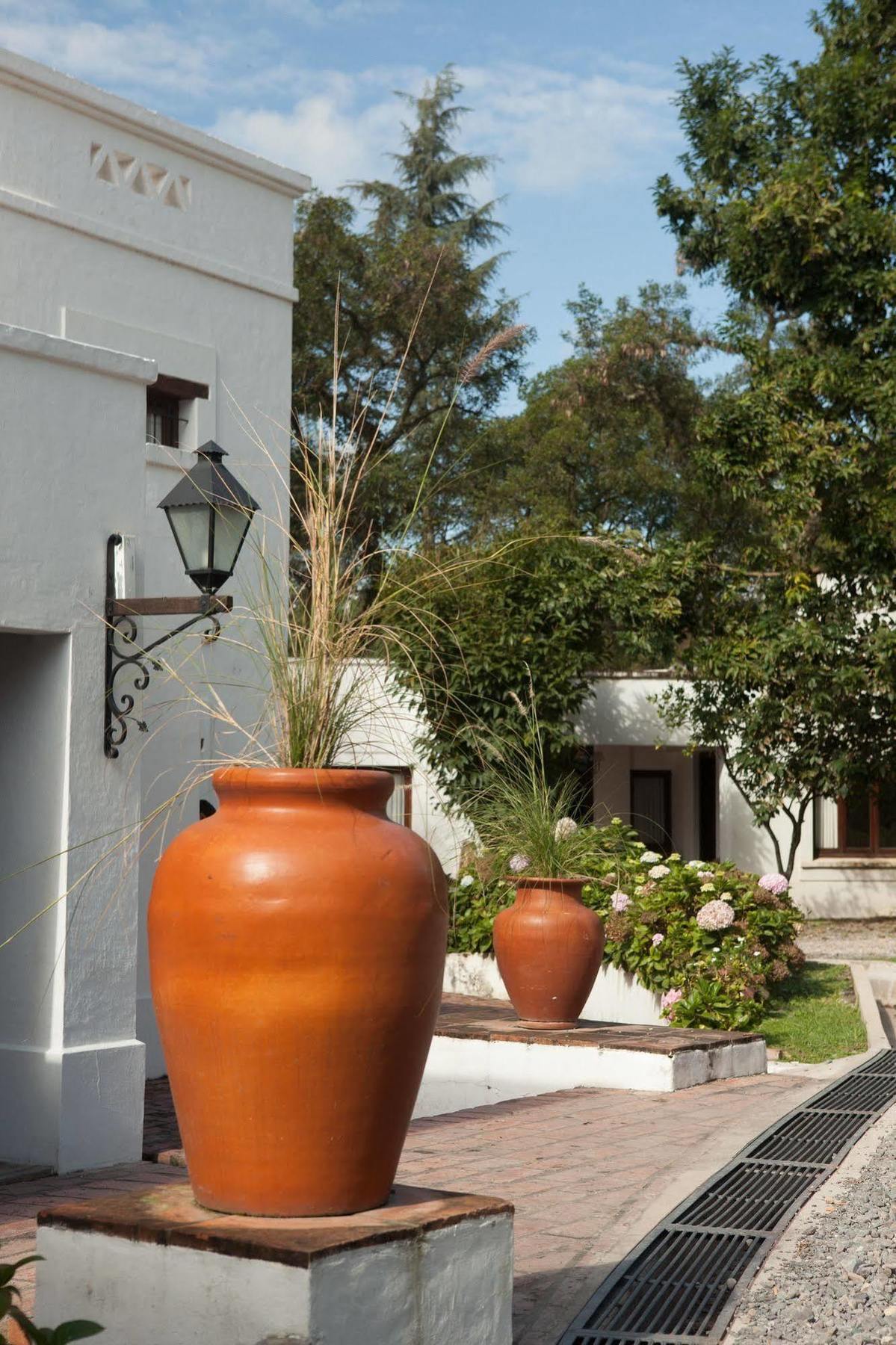 Las Moras Hotel San Lorenzo  Exterior photo